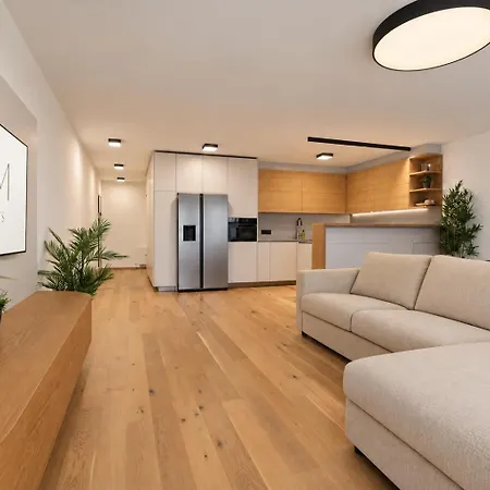 Apartmán Lam Harmony Ac - Free Parking - Terrace